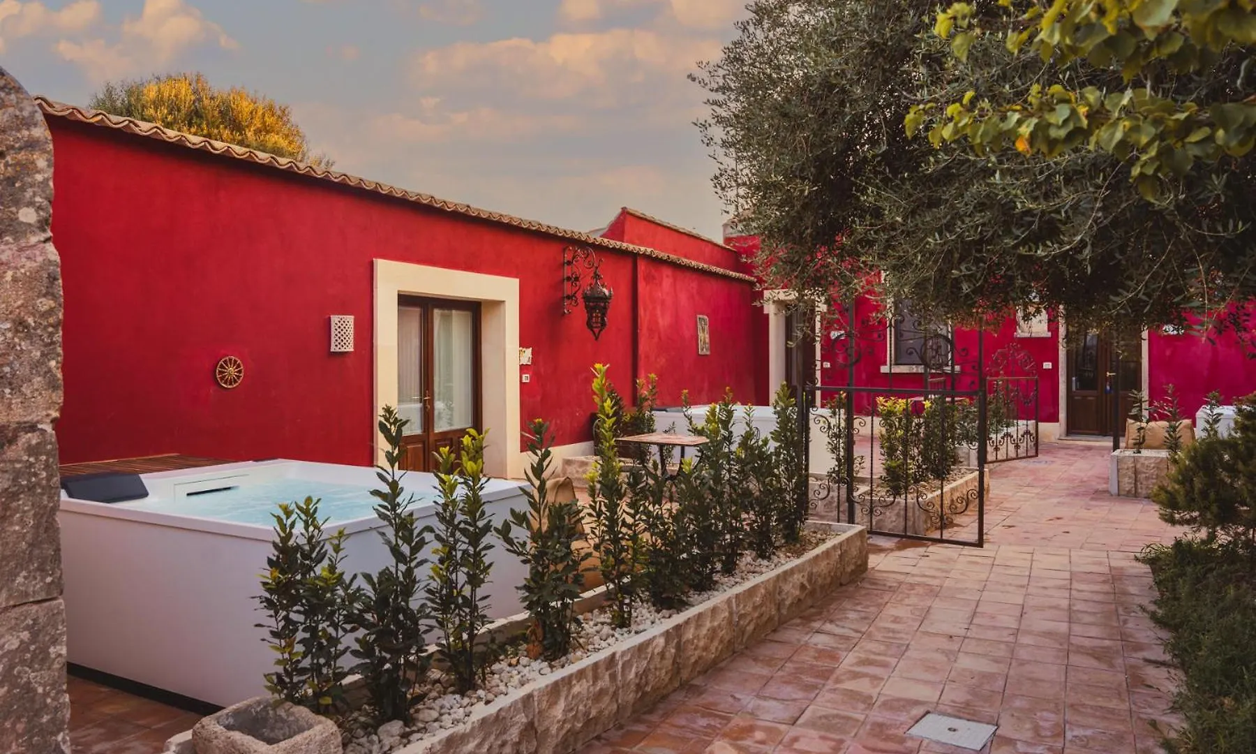 Hotel Villa Giulia Reitani 4*,  Italy